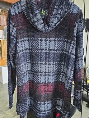 Pure Essence Plaid Cowl Neck Sweater - Black & Red